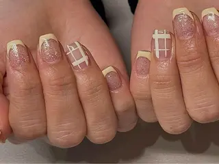 ネイル 🫧ユキ🫧 持込OK/平日夜&土のネイルデザイン