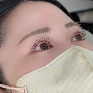 マツエク・マツパ エンズ知立店所属・菅野 葵衣の眉毛・アイブロウイメージ