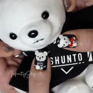 ネイル infinity skyのネイルデザイン