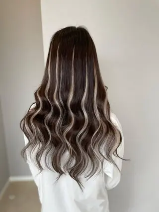 ロング シールエクステ KUMA🧸のヘアスタイル