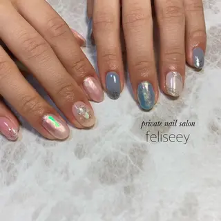 ネイル feliseey 〘フェリシー 〙のネイルデザイン