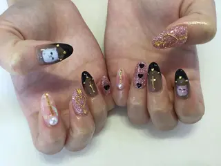 ネイル 💎🐰 saki. m 🐰💎のネイルデザイン