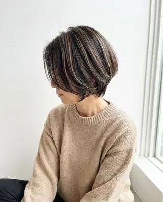 ショート カラー デュファブル　高橋 慶一のヘアスタイル