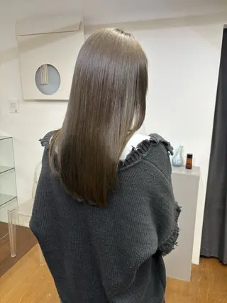 セミロング パーマ 柔らかストレートと ツヤカラー/和田陽向のヘアスタイル