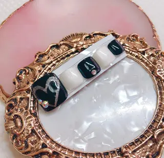 ネイル CROWN プライベートサロンのネイルデザイン