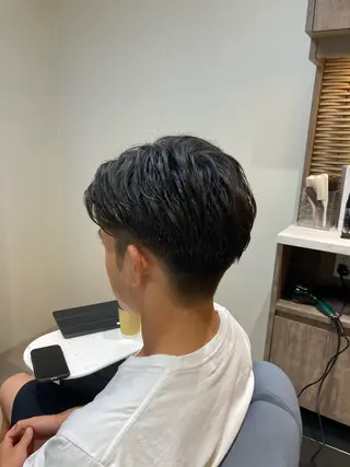 メンズ ピンクカラー🎀 米津 美佑のヘアスタイル