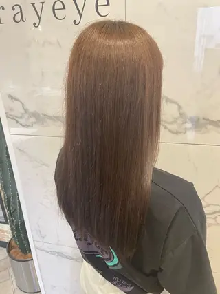 カラー 岡村 真子のヘアスタイル