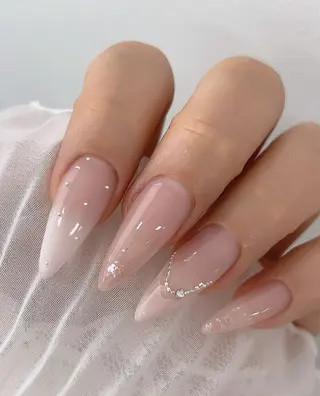 ネイル EMI ANA.CHUOのネイルデザイン