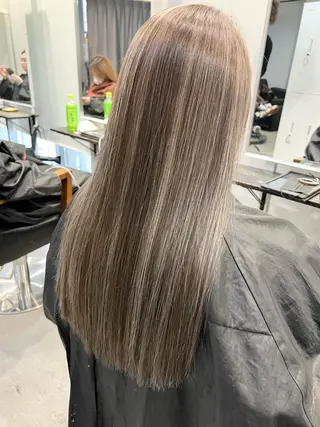 ロング Bear(ベア)所属・KYOKO 【Bear】のヘアスタイル