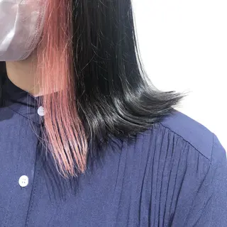 ミディアム カラー 浦﨑 笑美里のヘアスタイル