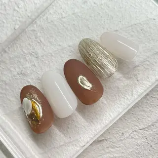 ミディアム Lety total beautyのネイルデザイン