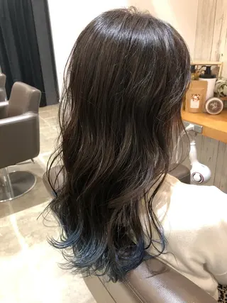 セミロング カラー 井上 舞のヘアスタイル