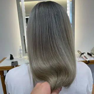 ロング ブリーチ毛矯正.髪質 改善.髪にドラマをのヘアスタイル