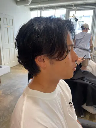 パーマ メンズ RIN／韓国ヘア レイヤーカットのヘアスタイル