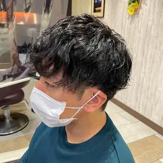 ミディアム パーマ メンズ ツイスパ/メンズ特化 🦋𝑺𝑶𝑵𝑬のヘアスタイル