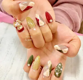 ネイル 石野 広佳のネイルデザイン