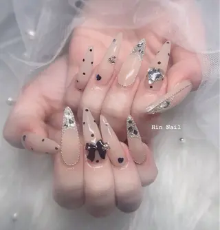 ネイル HIN NAILのネイルデザイン