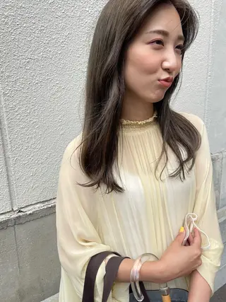 ロング さの あやねのヘアスタイル