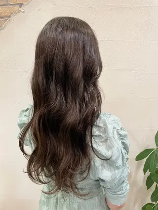 ロング カラー 韓国風🇰🇷レイヤ ーKEI🇰🇷のヘアスタイル