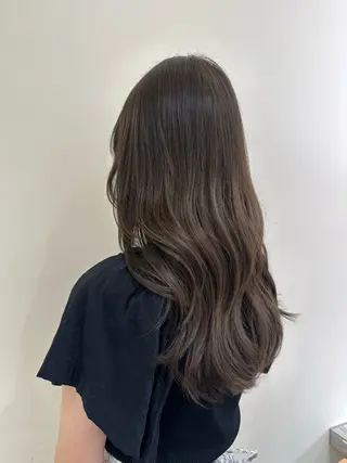 ロング カラー タイトボブ個性派カラ ーAKANEのヘアスタイル