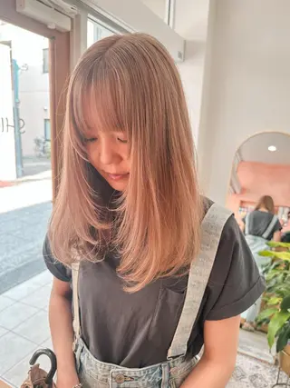 セミロング カラー レイヤー/ウルフ/ ハッシュカット/ダイのヘアスタイル