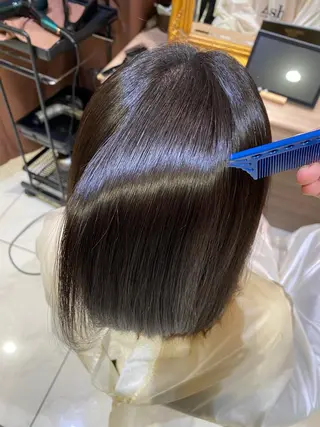 ミディアム 美髪縮毛矯正 穴見太伍のヘアスタイル