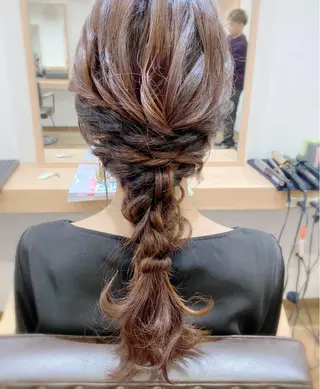 ヘアアレンジ GRANLUSSO 〜グランルッソ駅前店所属・木口 嘉美のヘアスタイル