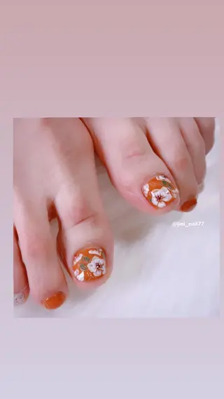 ネイル JINI NAIL所属・ジニ ネイルのネイルデザイン