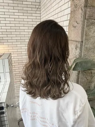ミディアム カラー 萩原 凌✄﻿のヘアスタイル