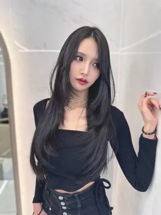 ロング kiti Sakaeのヘアスタイル