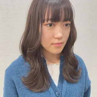 ミディアム RorriM natsuのヘアスタイル