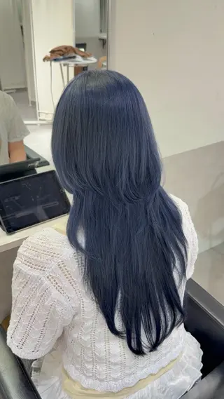 カラー ciera. アオイ🪐✩.*˚のヘアスタイル