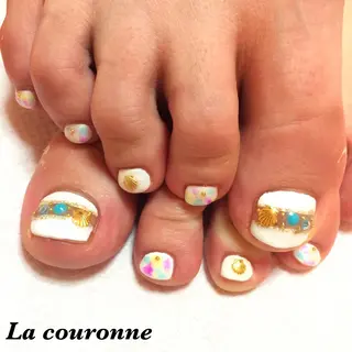 ネイル Lacouronne NATSUMIのネイルデザイン