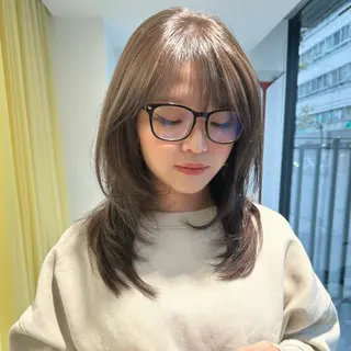 セミロング カラー M所属・ハイトーン/透け感 カラー🎀真香のヘアスタイル