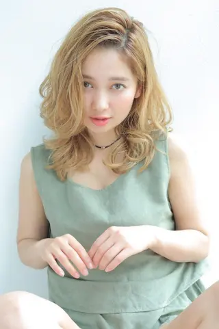 ミディアム 指名支持率NO.1 スタイリストのヘアスタイル