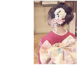 ヘアアレンジ GRANLUSSO 〜グランルッソ駅前店所属・木口 嘉美のヘアスタイル