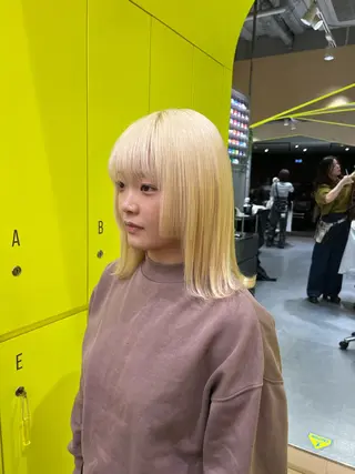 セミロング 山下 とよかのヘアスタイル