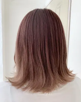 ミディアム カラー fio マナミのヘアスタイル