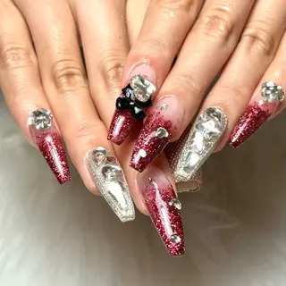 ネイル ルシイ🎀新宿長さ 出しパーツ専門店のネイルデザイン