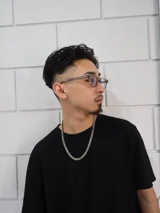 ショート パーマ メンズ 相澤 拳のヘアスタイル