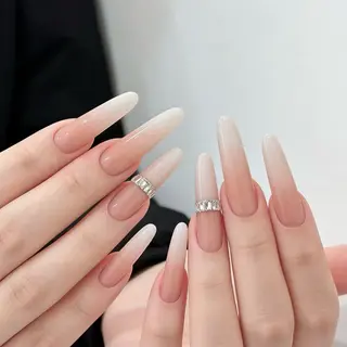 ネイル J&C Nail Salon吉祥寺所属・Yu  Ki ネイルのネイルデザイン