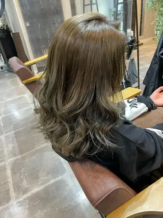 セミロング カラー newiGRANDE 🌈萩原聖也のヘアスタイル
