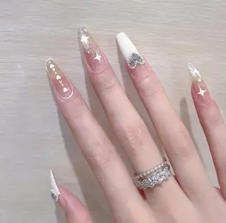 ネイル LUXE NAIL SALONのネイルデザイン