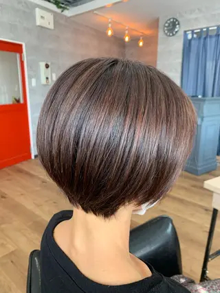 ショート SALOWIN心斎橋Suite店所属・ブリーチ毛にもできる 縮毛矯正|鷹司郎のヘアスタイル