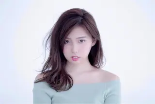 ミディアム HAILEY所属・ブリーチ・縮毛矯正 特化　山下良孝✂️のヘアスタイル