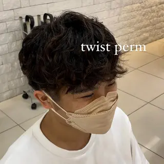 パーマ メンズ BiBi  藪 菜月のヘアスタイル