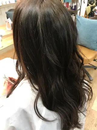 ロング カラー 【髪質改善　艶髪】 布川　莉穂のヘアスタイル