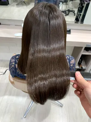 ミディアム CURE nex the salon表参道所属・【縮毛矯正プロ講師】 島野 伊央汰のヘアスタイル