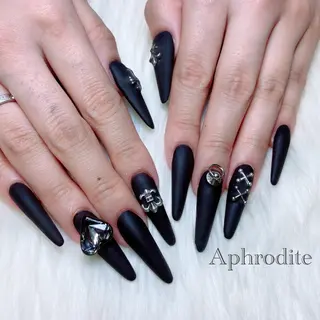 ネイル Aphrodite パラジェル認定サロンのネイルデザイン