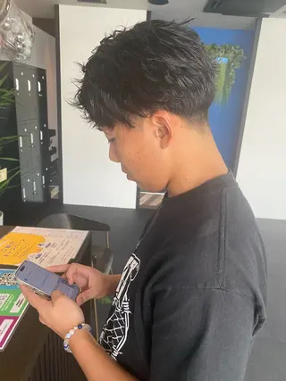 パーマ メンズ Emitas.柳通り店所属・山﨑 大暉【ダブルカラー】のヘアスタイル